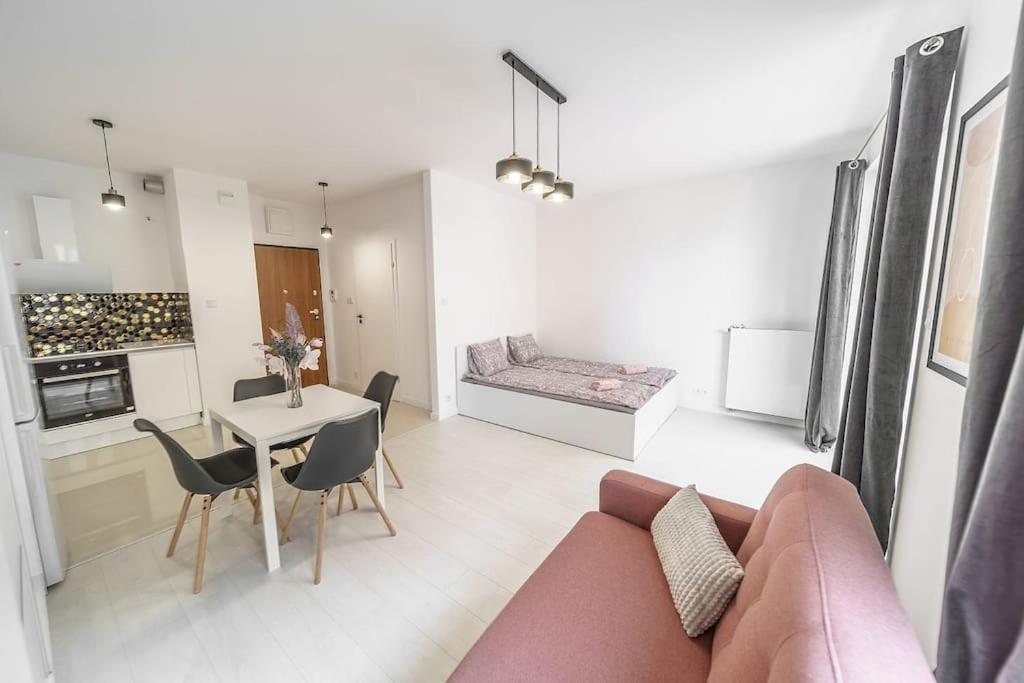 Urbannestgroup - City Center - Sienna 65 Varsó Kültér fotó